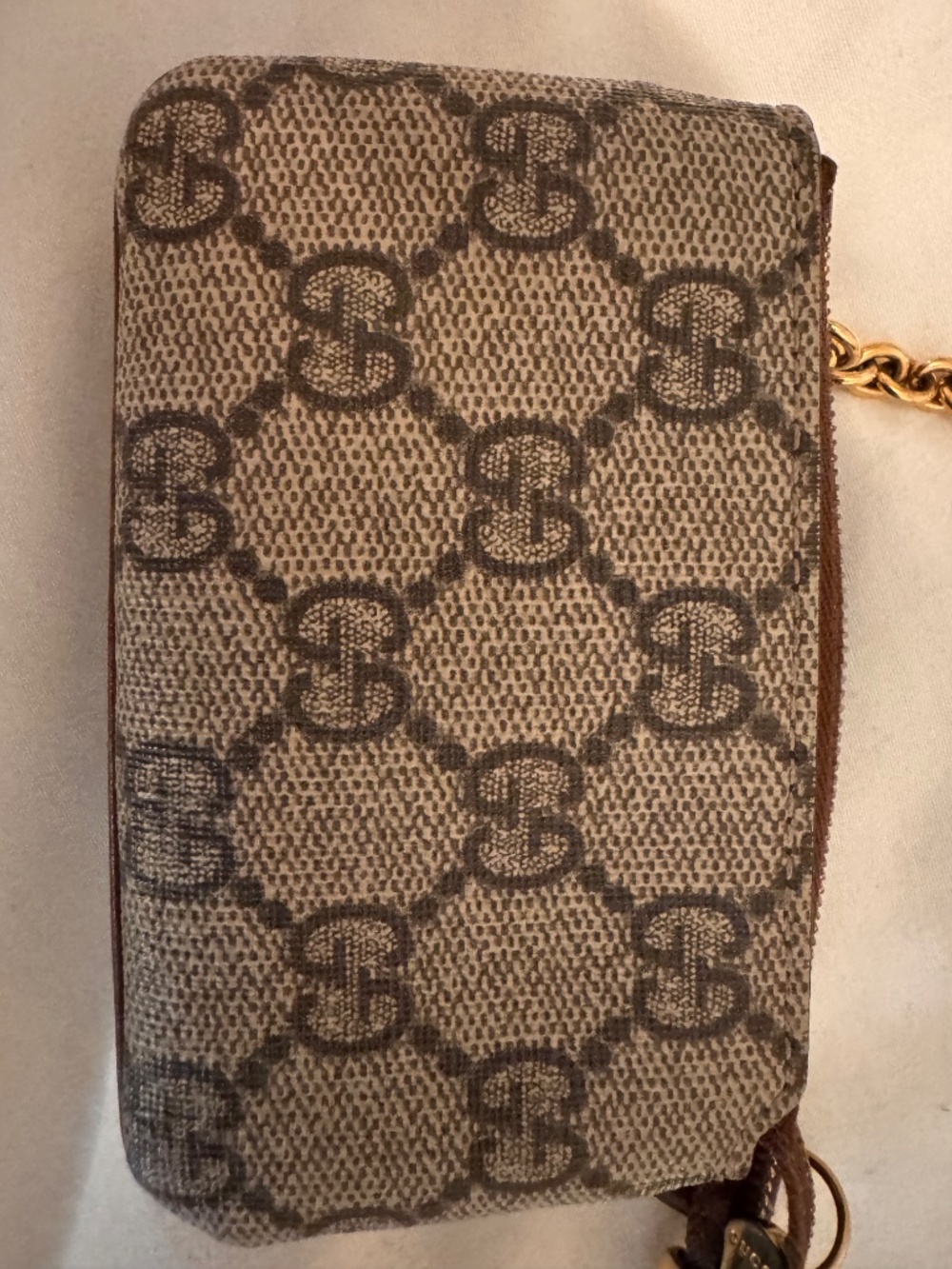 Gucci GG Supreme Key Pouch - Picture 2 of 13